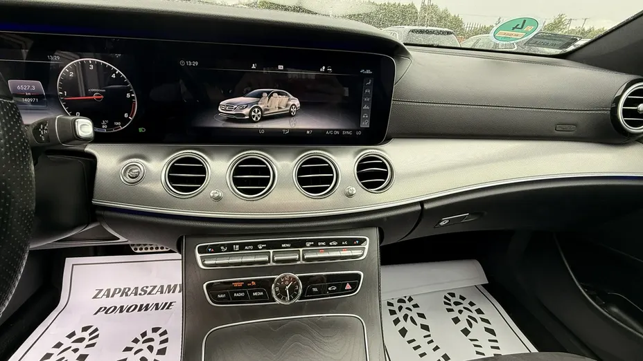 MERCEDES-BENZ E Klasa -