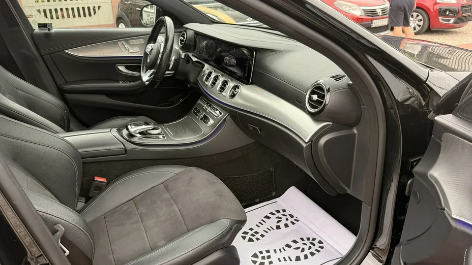 MERCEDES-BENZ E Klasa -