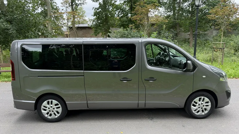 OPEL Vivaro -