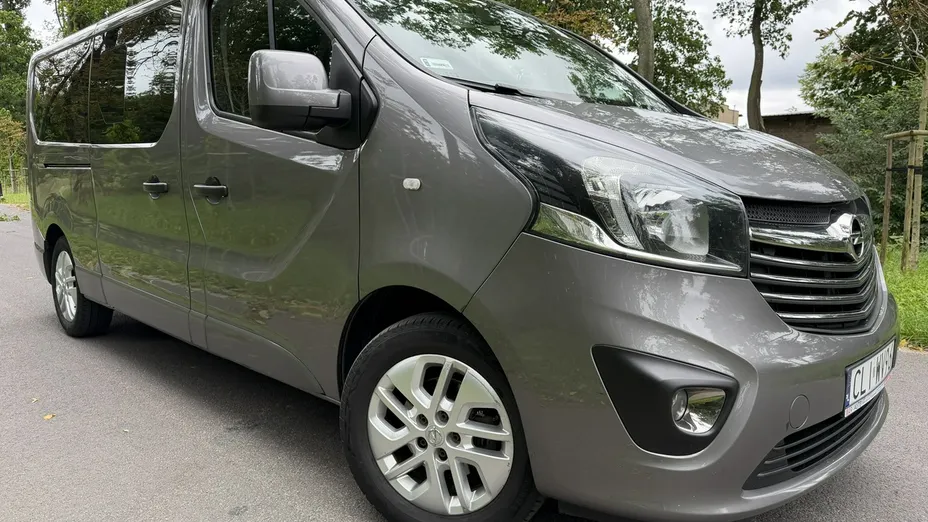 OPEL Vivaro -