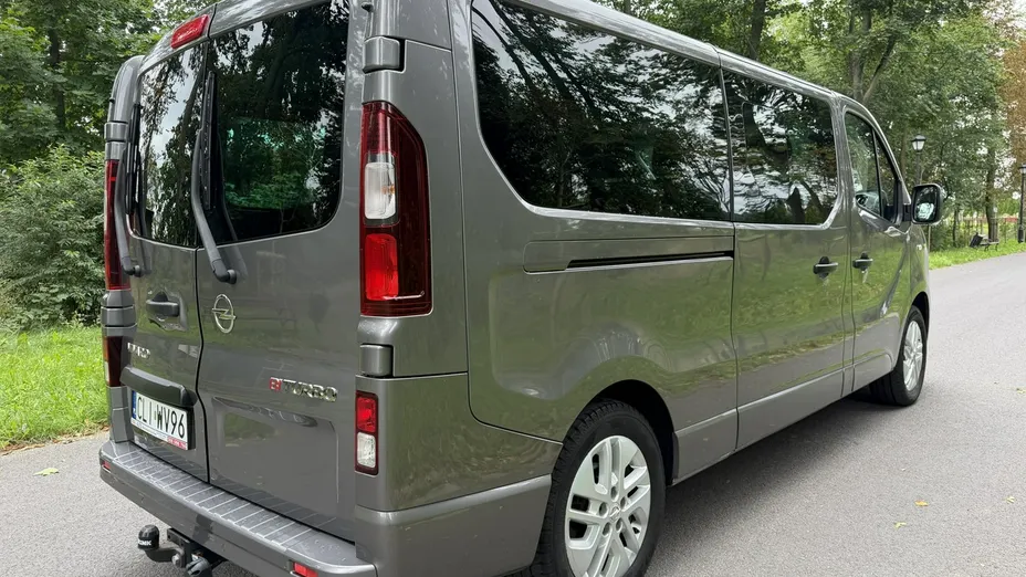 OPEL Vivaro -