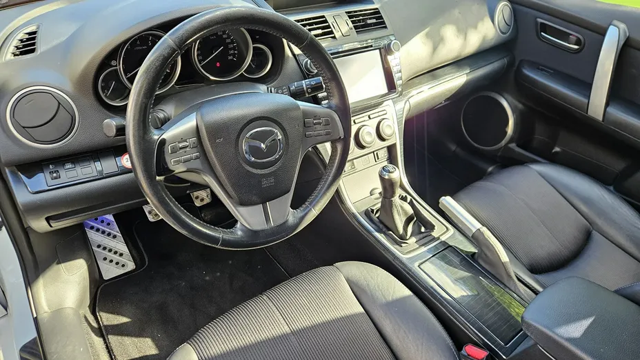 MAZDA 6 -