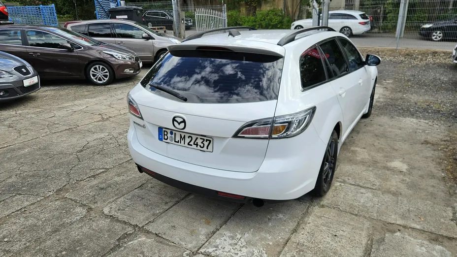 MAZDA 6 -