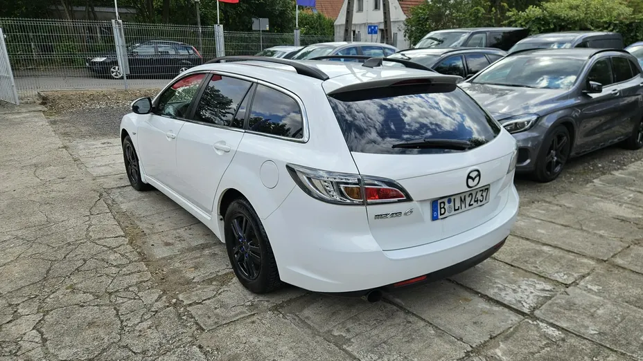 MAZDA 6 -
