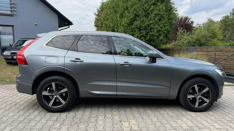 VOLVO XC60 -