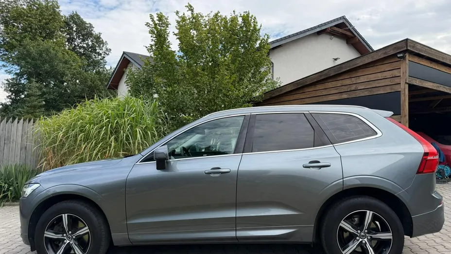 VOLVO XC60 -