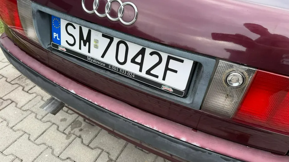 AUDI 80 -
