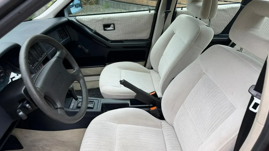 AUDI 80 -