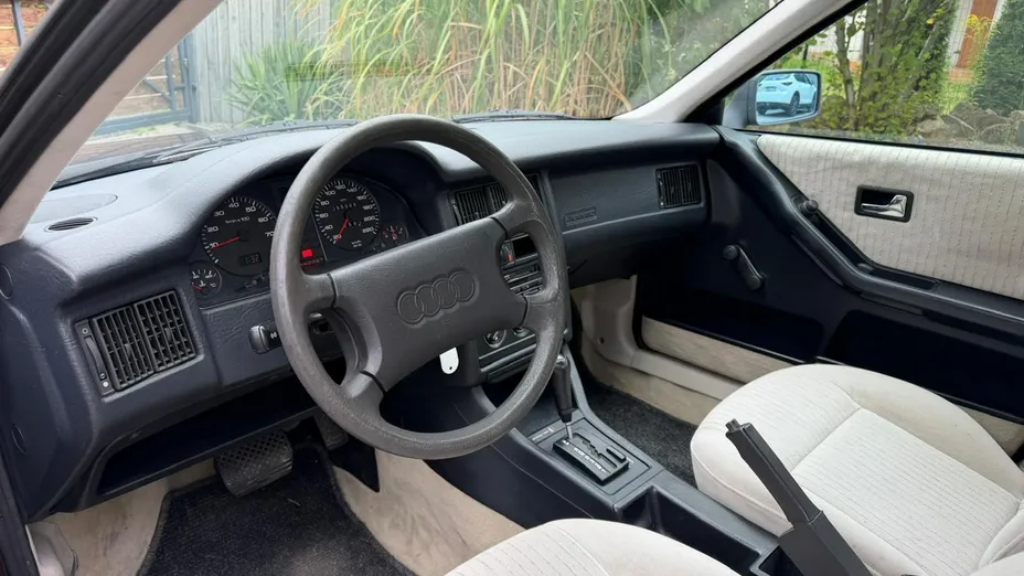 AUDI 80 -