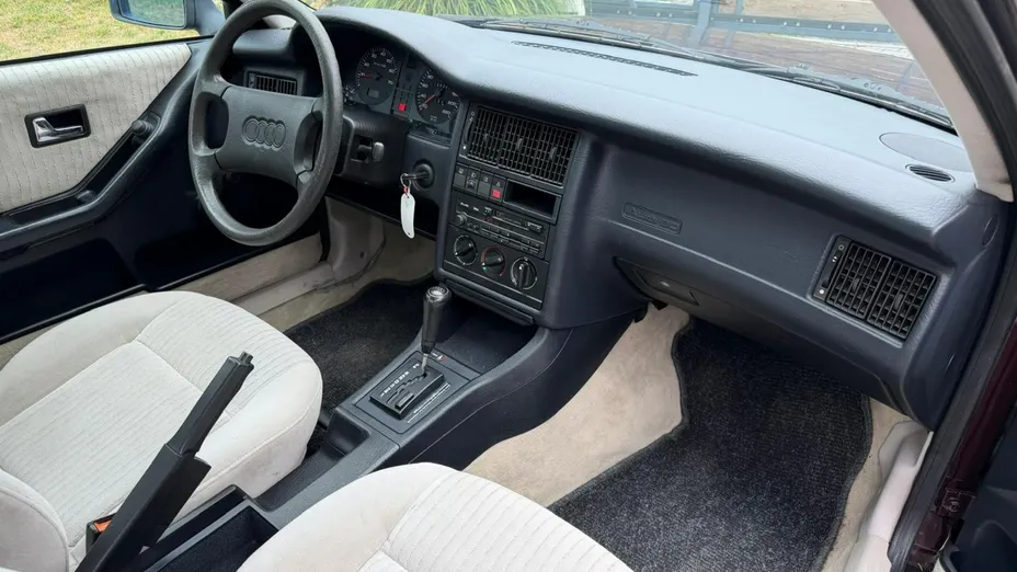 AUDI 80 -
