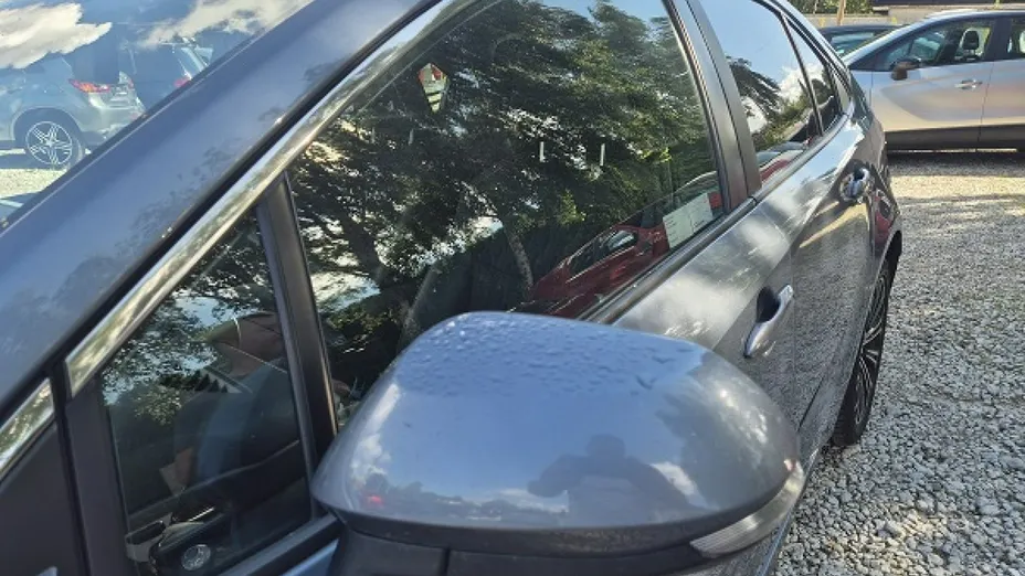 TOYOTA Corolla -