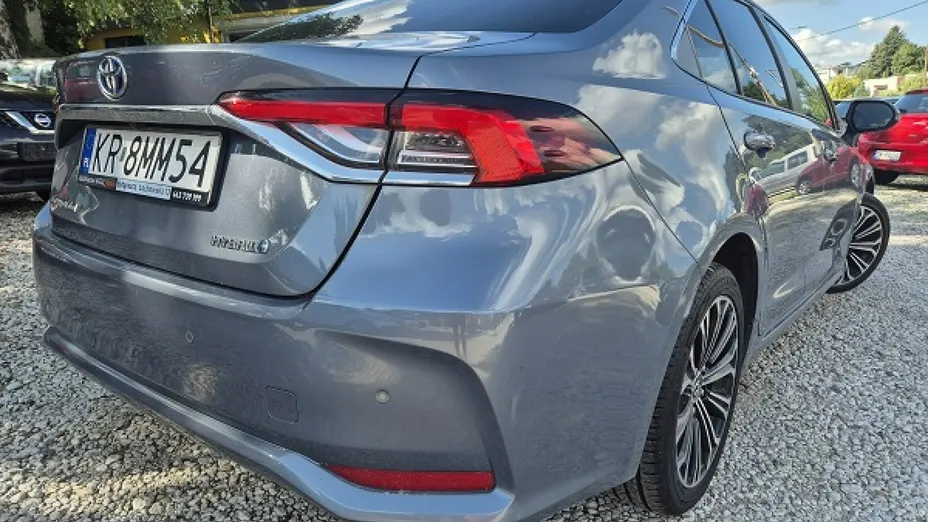 TOYOTA Corolla -