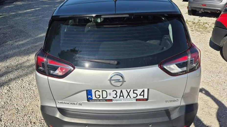 OPEL Crossland X -