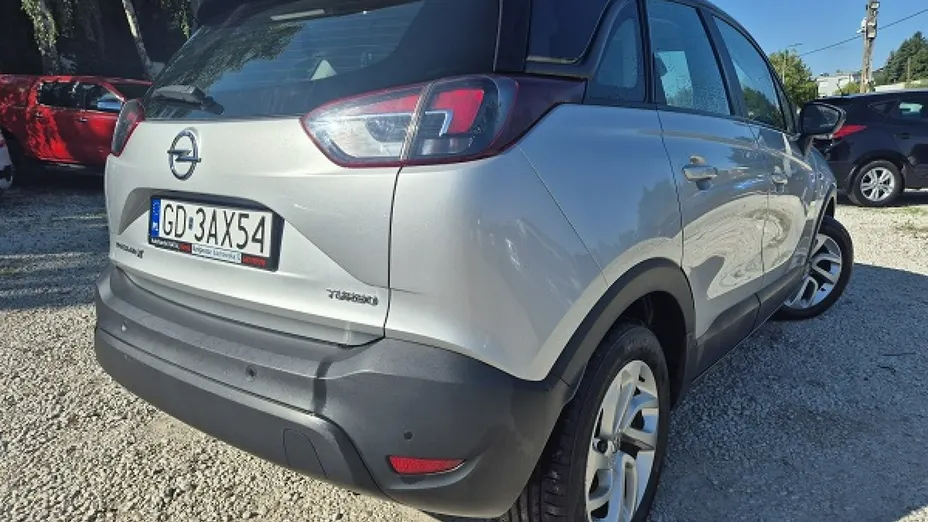 OPEL Crossland X -