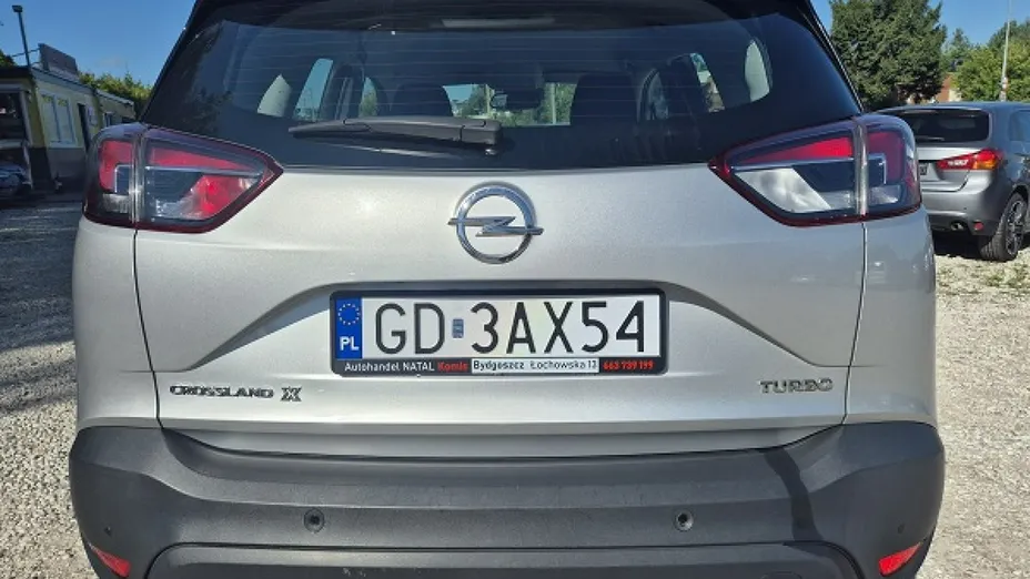 OPEL Crossland X -