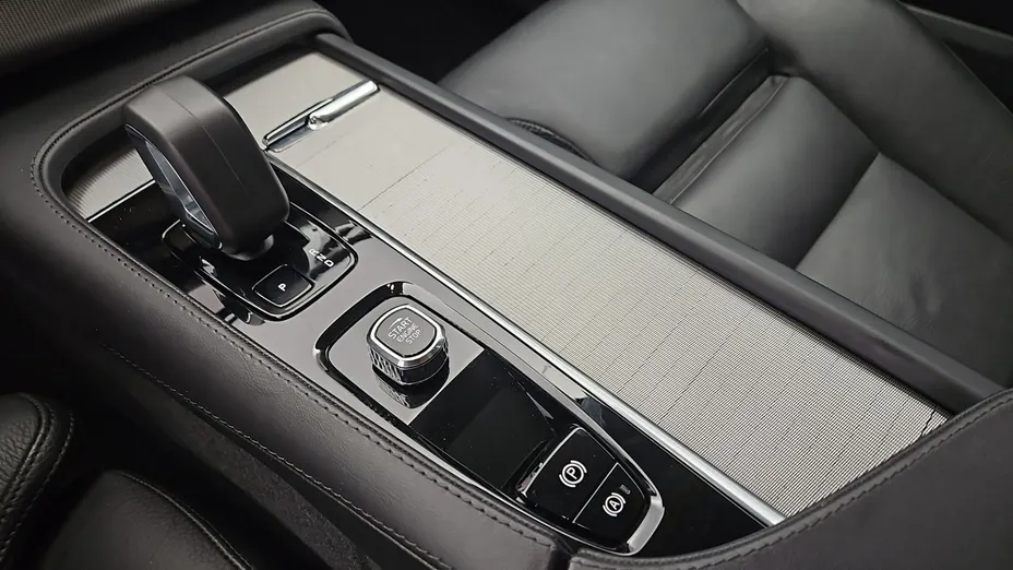 VOLVO XC90 -