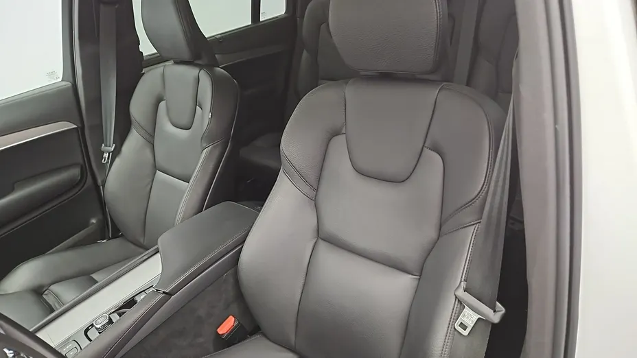 VOLVO XC90 -
