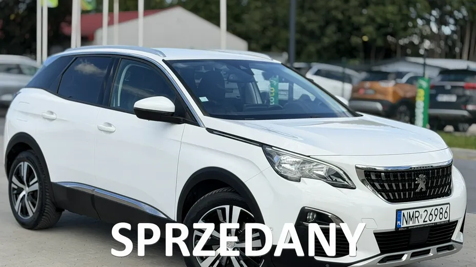 PEUGEOT 3008 -