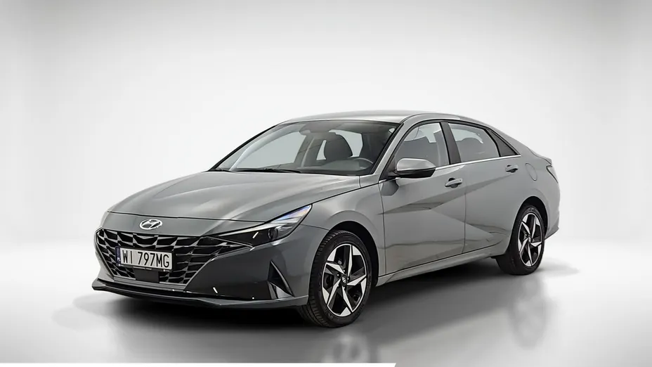 HYUNDAI Elantra -