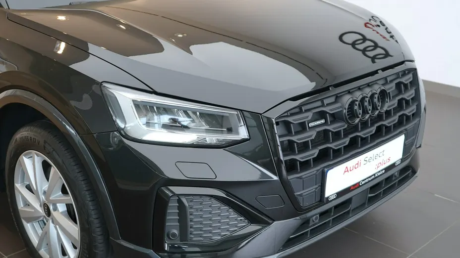 AUDI Q2 -