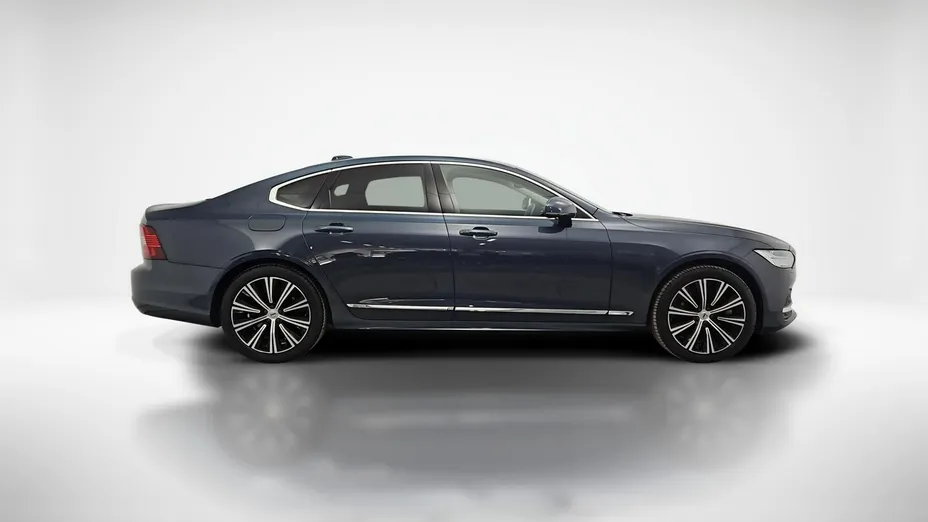 VOLVO S90 -