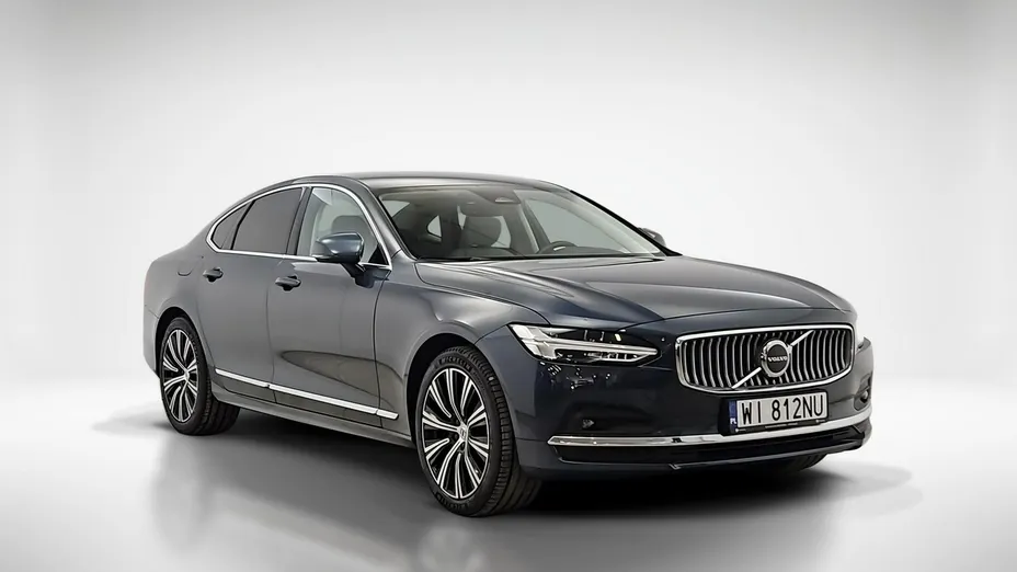 VOLVO S90 -