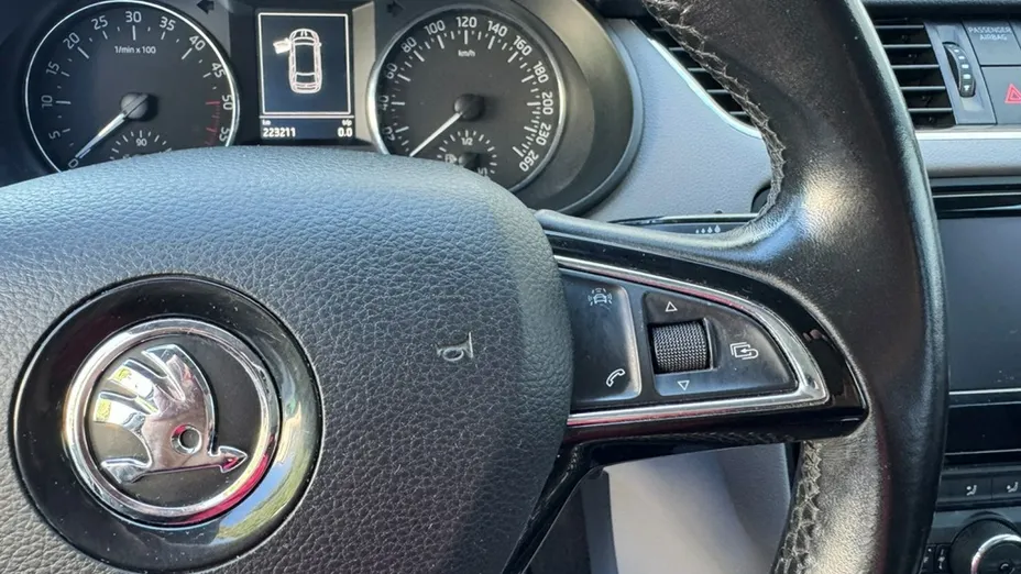 SKODA Octavia -