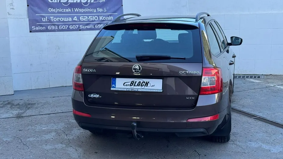 SKODA Octavia -