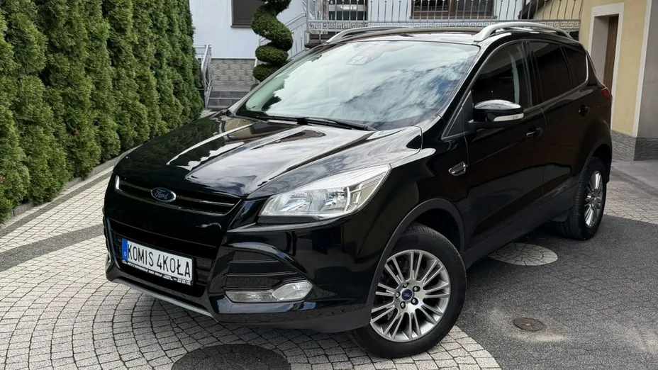 FORD Kuga -