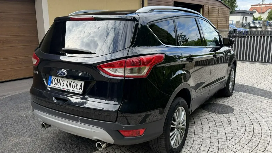 FORD Kuga -