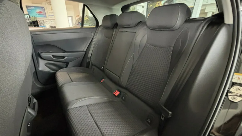 VOLKSWAGEN T-ROC -