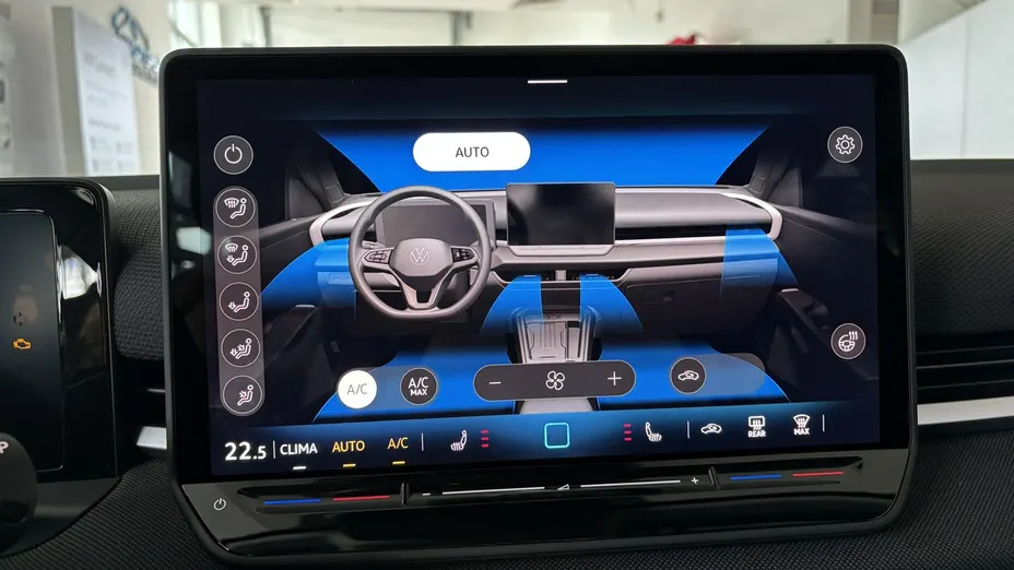 VOLKSWAGEN T-ROC -