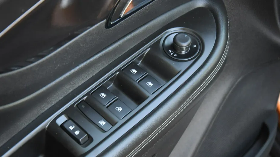 OPEL Mokka -