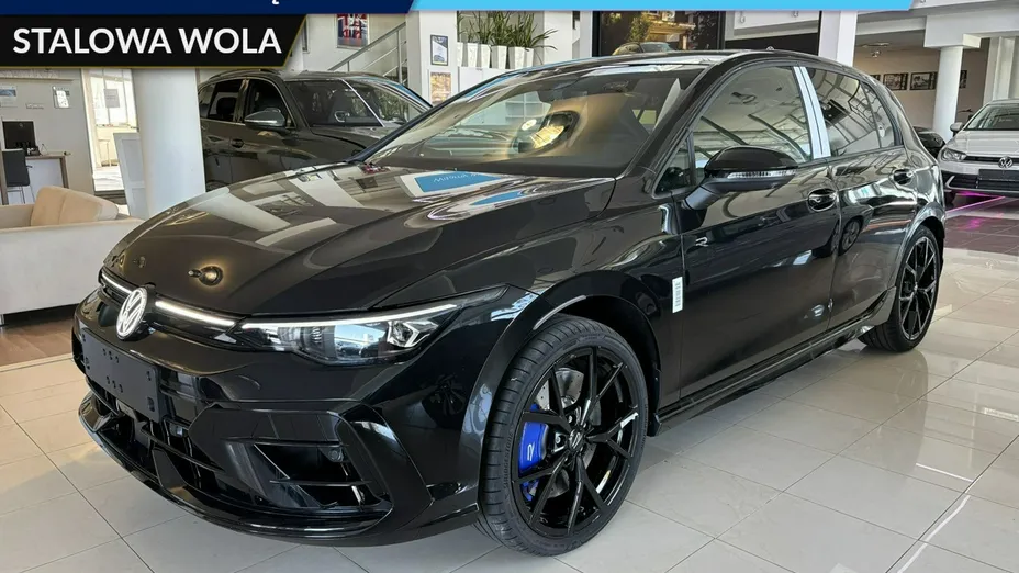 VOLKSWAGEN Golf -