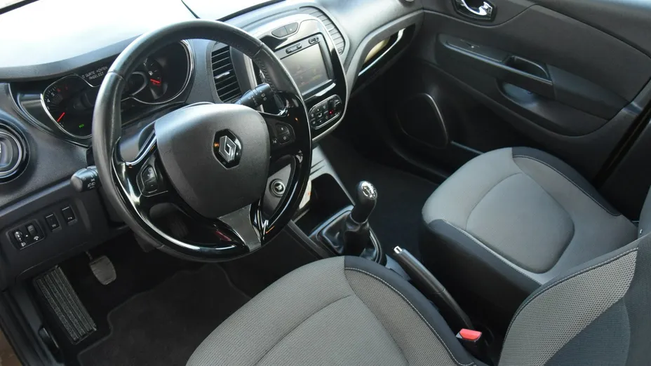 RENAULT Captur -