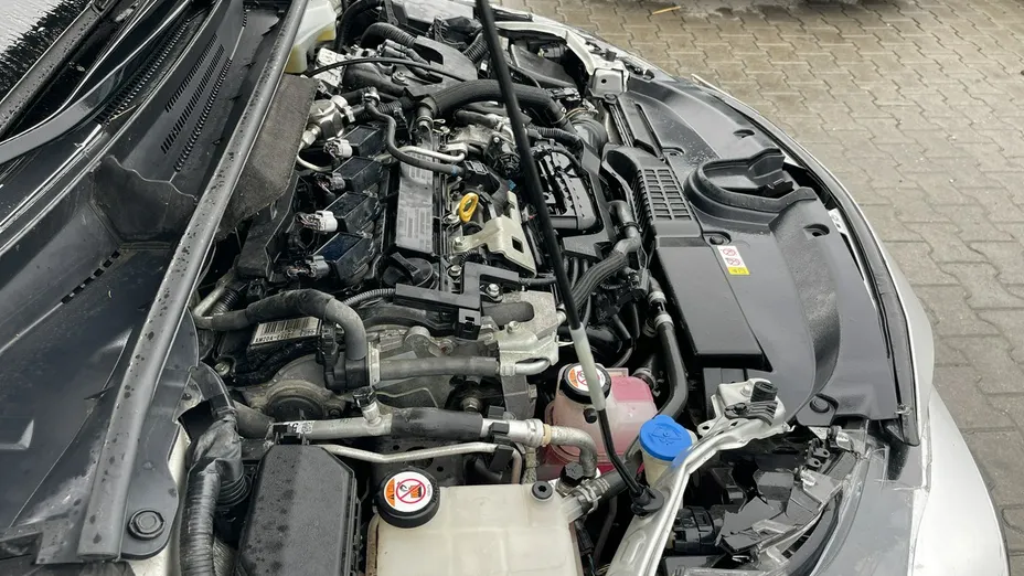 TOYOTA Corolla -