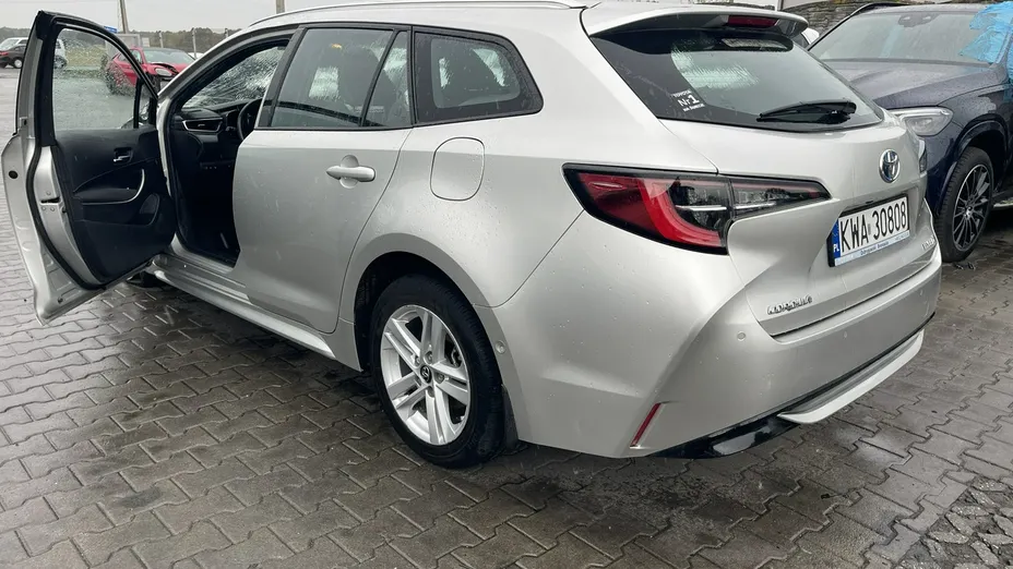TOYOTA Corolla -
