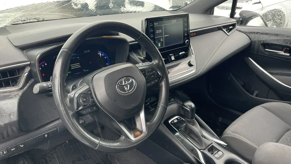 TOYOTA Corolla -