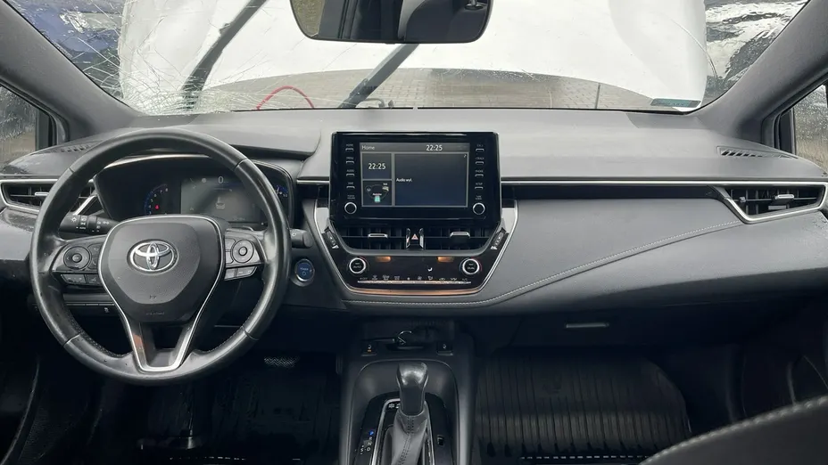TOYOTA Corolla -