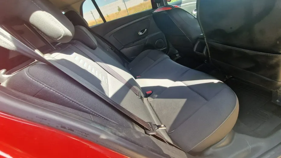 RENAULT Megane -