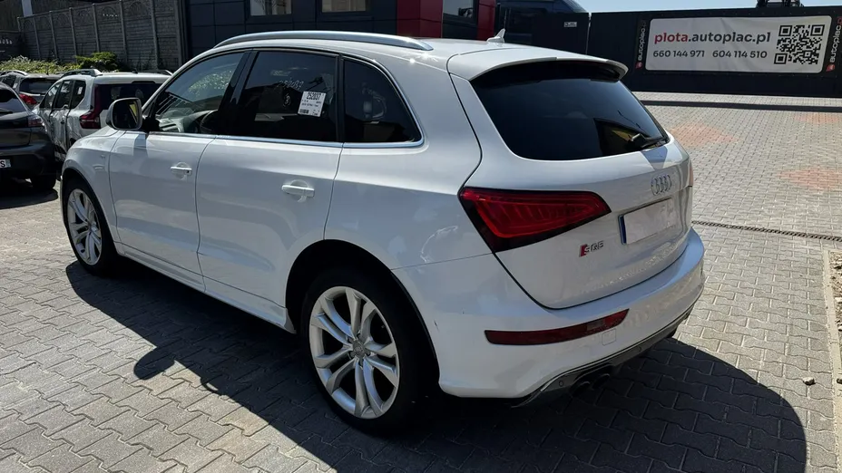 AUDI SQ5 -