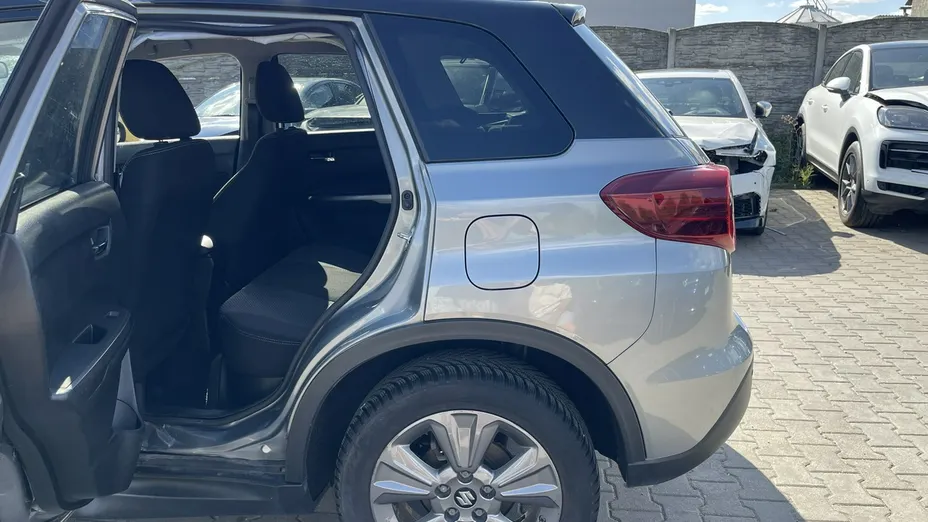 SUZUKI Vitara -