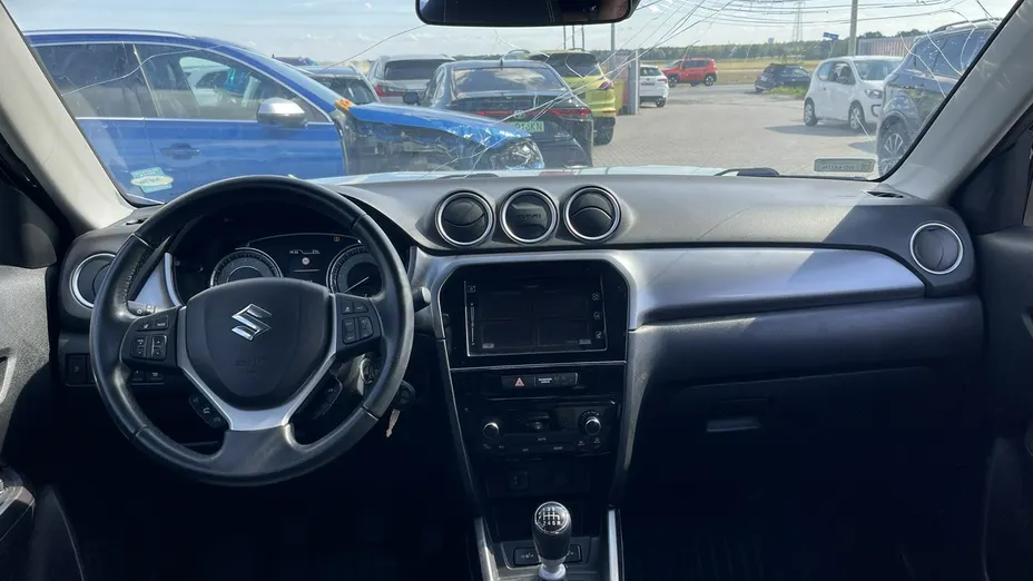SUZUKI Vitara -