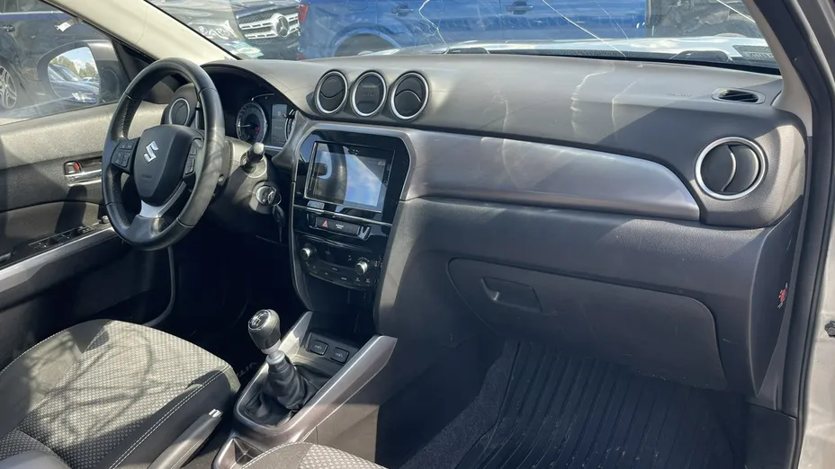 SUZUKI Vitara -