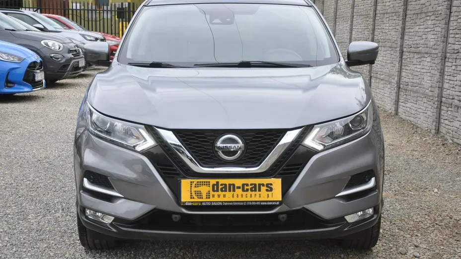 NISSAN Qashqai -