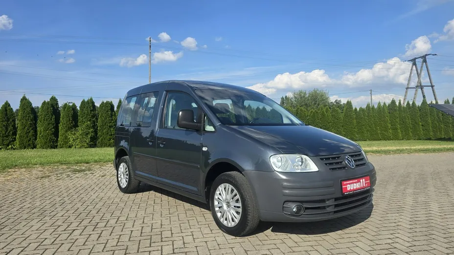 VOLKSWAGEN Caddy -