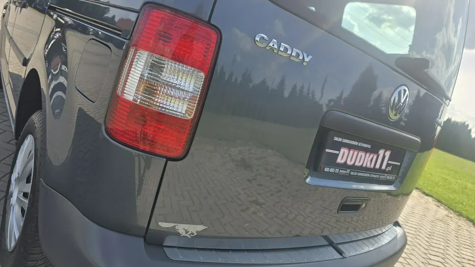 VOLKSWAGEN Caddy -
