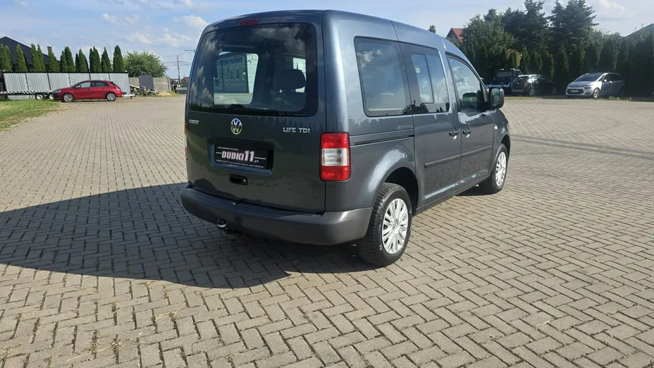 VOLKSWAGEN Caddy -