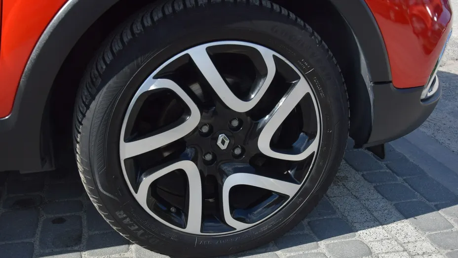 RENAULT Captur -