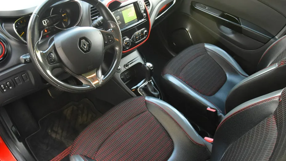 RENAULT Captur -